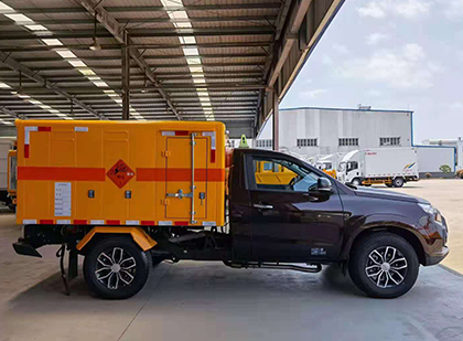 辽中爆破器材运输车